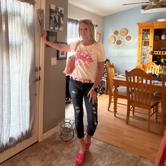 Meet your Posher, Tessa - Picture 5 of 8